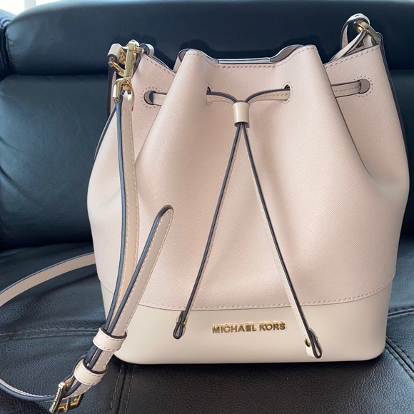 Brand new MK bag - Picture 5 of 6